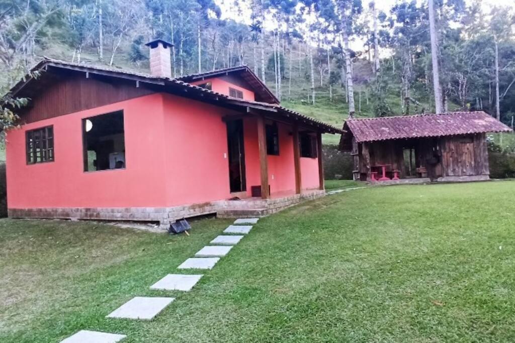 Linda Casa Em Visconde De Maua Perto Da Cachoeira 빌라 외부 사진