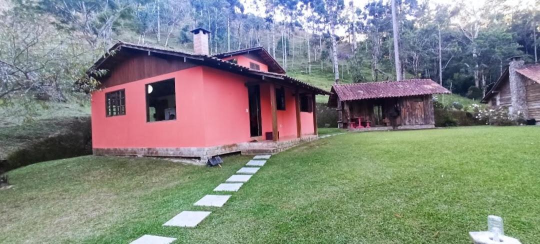 Linda Casa Em Visconde De Maua Perto Da Cachoeira 빌라 외부 사진