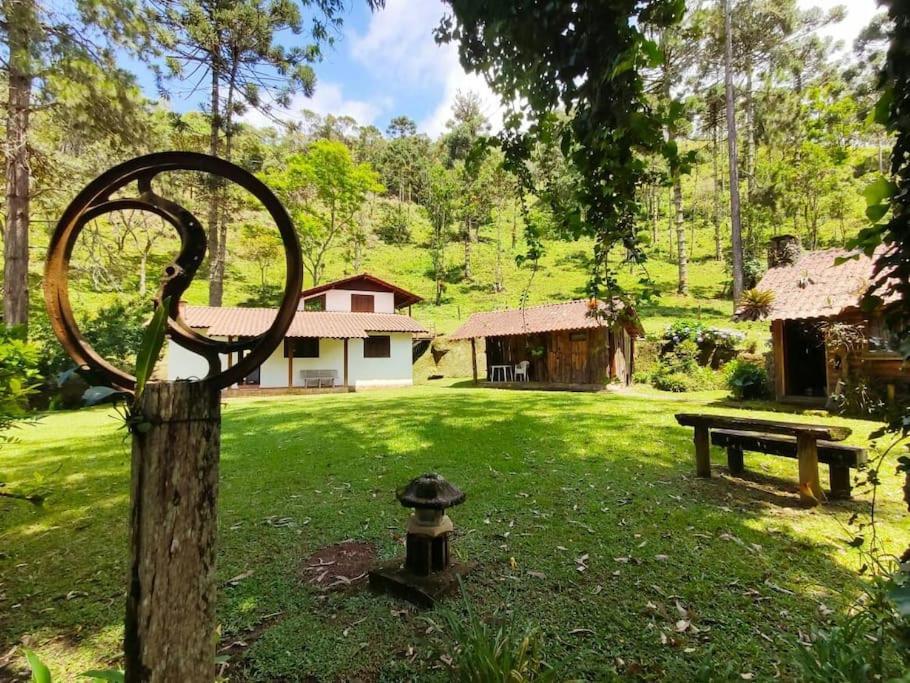 Linda Casa Em Visconde De Maua Perto Da Cachoeira 빌라 외부 사진